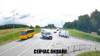 Веб-камера на перекрёстке Калиниградского проспекта и Молодёжной улицы, Светлогорск 📺 Прямо сейчас смотреть онлайн