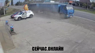 Веб-камера на Базарной улице, село Обильное 📺 Прямо сейчас смотреть онлайн