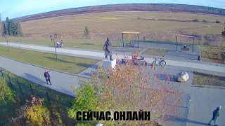 Веб-камера на Набережной улице, Вельск 📺 Прямо сейчас смотреть онлайн