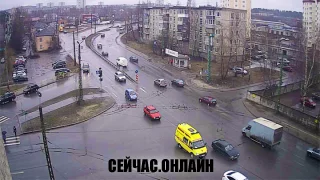 Онлайн трансляция на перекрёстке Невского — Комсомольский