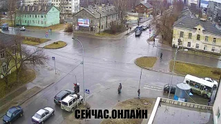 Перекрёсток Октябрьский — Мурманская