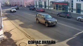 Октября, ост.Республиканская 📺 Прямо сейчас смотреть онлайн