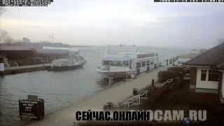 Веб-камера на пристани в городе Остзебад Вустров 📺 Прямо сейчас смотреть онлайн