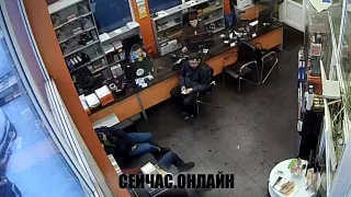 Онлайн трансляция в офисе автосервиса СТО «Рейсинг-Сервис» в Купчино